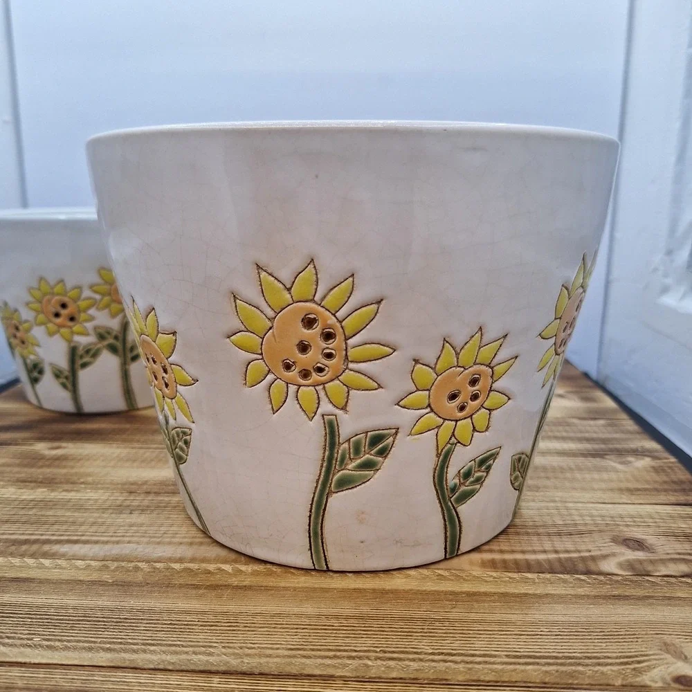Sunflower Carved Pot Planter Artisan Pottery Art Whimsical set X2 LG 8
